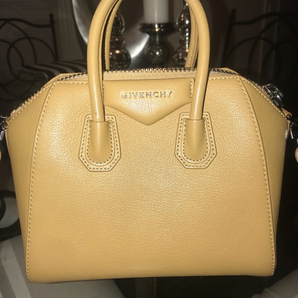 givenchy antigona tan